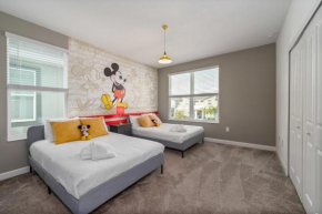 Champions Gate Home w/ Private Pool, Resort Perk ,near Disney
